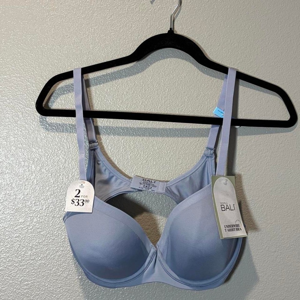 Bali Underwire T-Shirt Bra in light blue New with tags